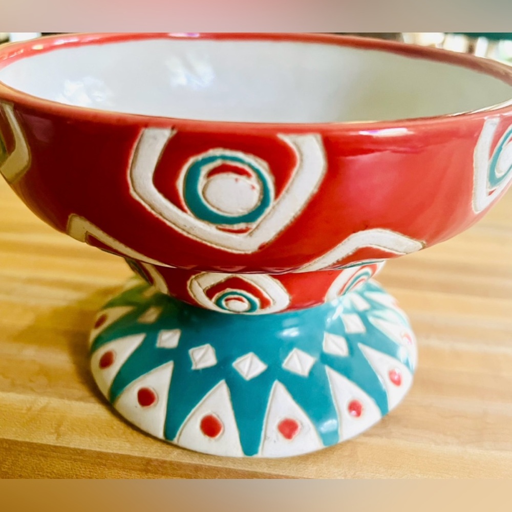 Anthropologie EUC Discontinued Footed Bowl